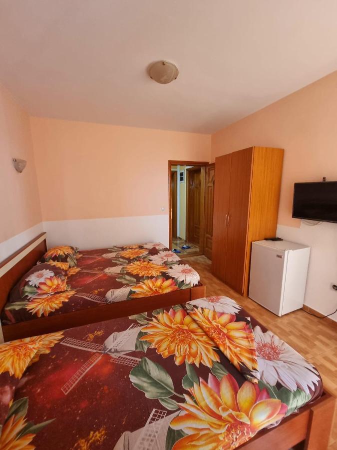 Grandino Holiday Rooms&Apartments Ulcinj Exterior foto